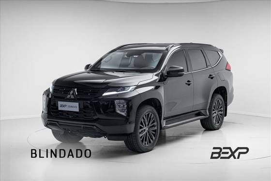 MITSUBISHI PAJERO SPORT 2.4 16V MIVEC TURBO DIESEL LEGEND BLACK AWD AUTOMÁTICO MITSUBISHI PAJERO SPORT 2.4 16V MIVEC TURBO DIESEL LEGEND BLACK AWD AUTOMÁTICO
